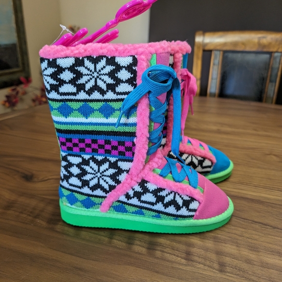 NWT Girls Little Miss Matched Sweater Boot Size 2 - Picture 4 of 7